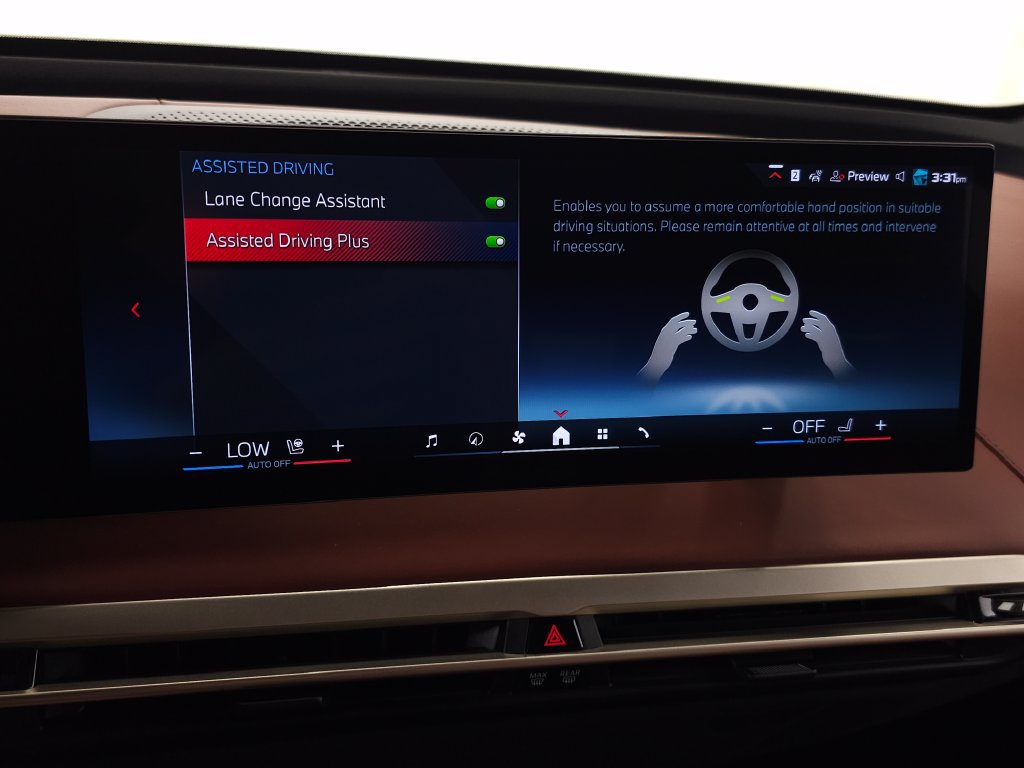 Certified 2024 BMW iX M60 AWD/4WD image 33