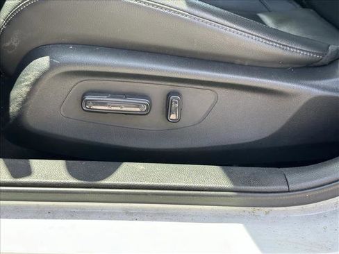 Used 2024 Honda Civic EX-L image 17