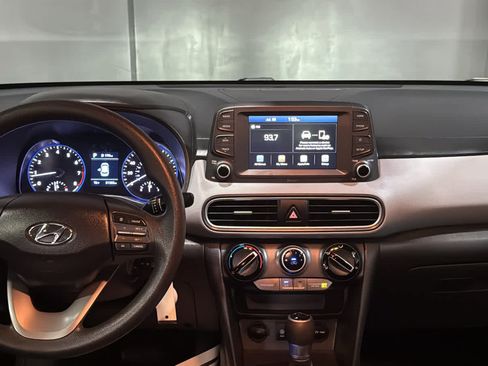 Used 2019 Hyundai Kona SE FWD image 23