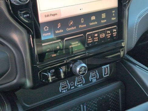 New 2026 RAM 3500 Limited image 21