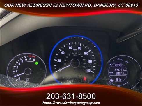 Used 2018 Honda HR-V EX image 10