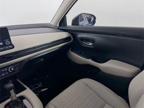 Certified 2025 Honda HR-V LX image 20