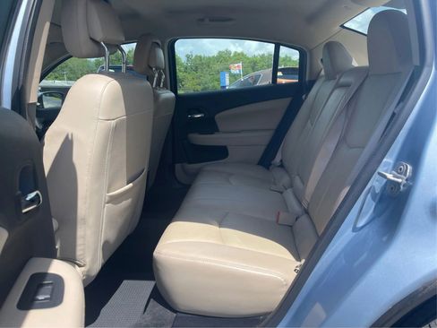 Used 2012 Chrysler 200 Limited image 10