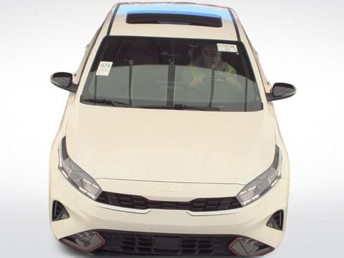 Used 2024 Kia Forte GT-Line w/ GT-Line Premium Package FWD image 9