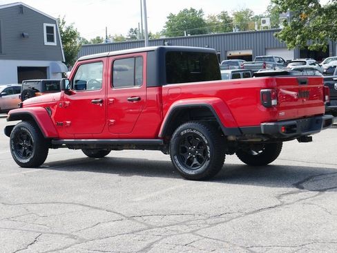 Used 2022 Jeep Gladiator Willys image 4