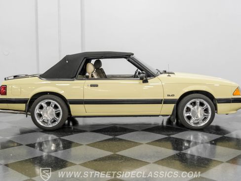 Used 1989 Ford Mustang LX image 12