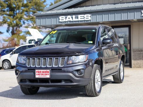 Used 2014 Jeep Compass Latitude w/ Sun/Sound Group image 1