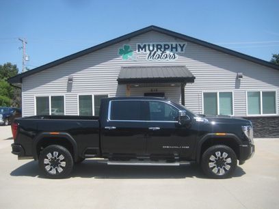 Used 2026 GMC Sierra 3500 Denali w/ Denali Reserve Package