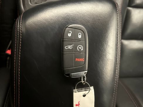 Used 2022 Dodge Durango R/T w/ Blacktop Package AWD/4WD image 26