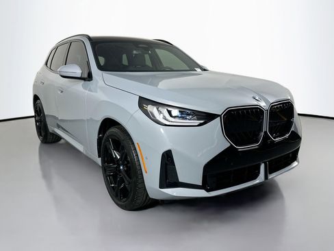 New 2026 BMW X3 xDrive30 image 3