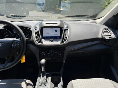 Used 2017 Ford Escape SE w/ Equipment Group 201A FWD image 20