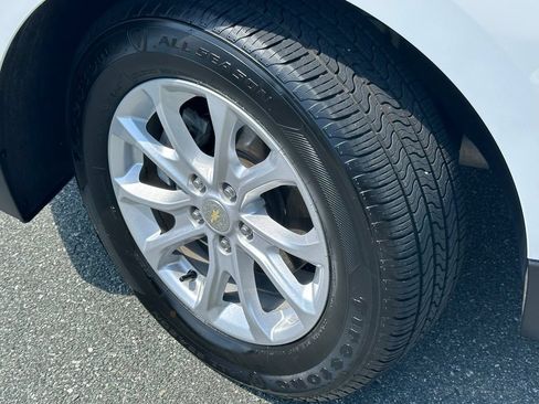 Used 2020 Chevrolet Equinox LT w/ Driver Convenience Package AWD/4WD image 37