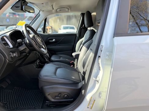 Used 2023 Jeep Renegade Limited AWD/4WD image 12