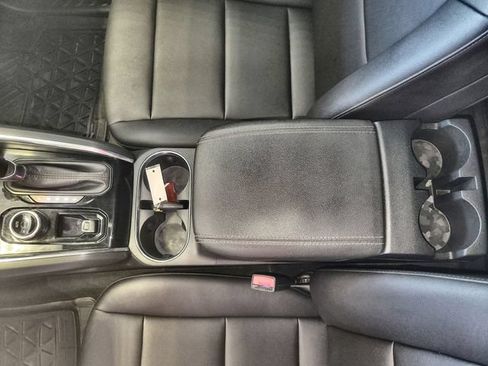 Used 2023 GMC Canyon Elevation w/ Elevation Premium Package AWD/4WD image 21