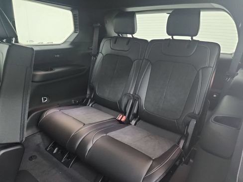 New 2026 Jeep Grand Cherokee L 4WD image 33