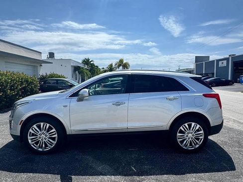 Used 2018 Cadillac XT5 Premium Luxury AWD/4WD image 3