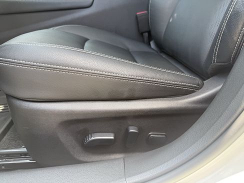 Used 2025 Nissan Altima 2.5 SL FWD image 19