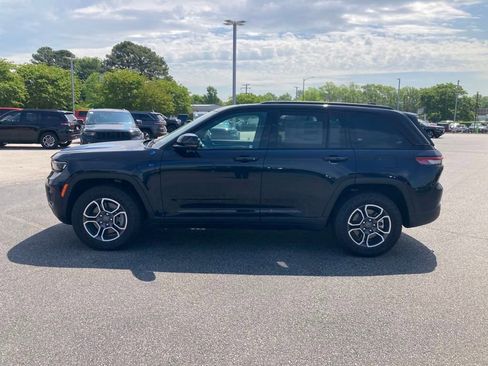 New 2024 Jeep Grand Cherokee Trailhawk w/ Advanced Protech Group II AWD/4WD image 2