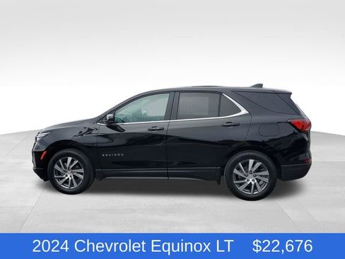 Certified 2024 Chevrolet Equinox LT w/ LPO, Floor Liner Package FWD image 2