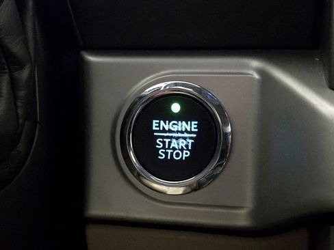 Certified 2022 Ford F150 XLT w/ Equipment Group 302A High image 22