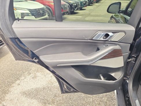 Used 2020 BMW X5 sDrive40i w/ Premium Package RWD image 15