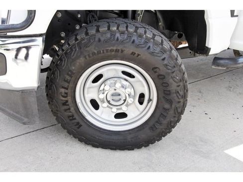 Used 2023 Ford F250 XL w/ 360-Degree Camera Package AWD/4WD image 24