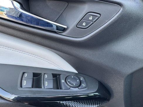 New 2026 Chevrolet Trax LT w/ Driver Confidence Package FWD image 34