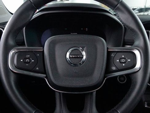 Certified 2025 Volvo XC40 B5 Plus image 17