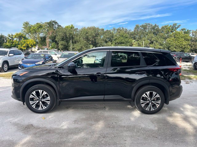 Used 2023 Nissan Rogue SV w/ SV Premium B Package FWD image 17