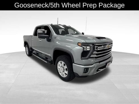 Certified 2024 Chevrolet Silverado 2500 High Country w/ High Country Premium Package AWD/4WD image 8