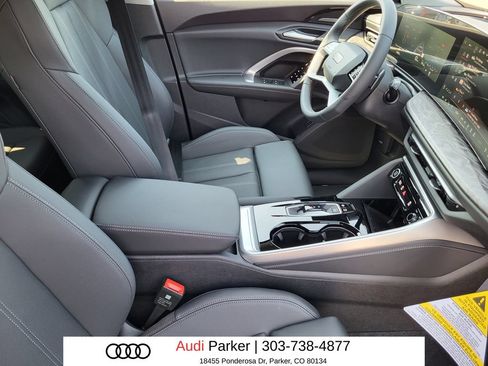 Used 2025 Audi Q5 Premium Plus w/ Premium Plus AWD/4WD image 12