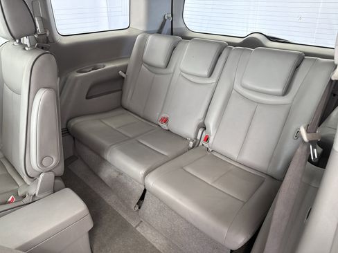 Used 2015 Nissan Quest SL image 17
