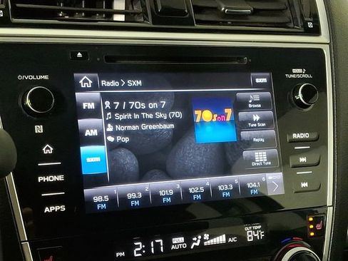 Used 2018 Subaru Outback 2.5i Premium AWD/4WD image 3