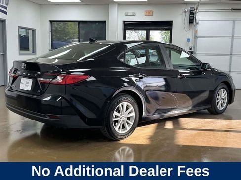 Used 2025 Toyota Camry LE FWD image 6