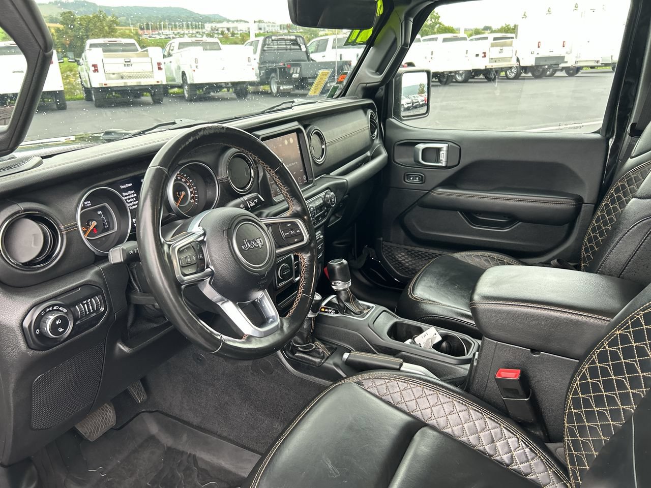 Used 2021 Jeep Gladiator Overland AWD/4WD image 24