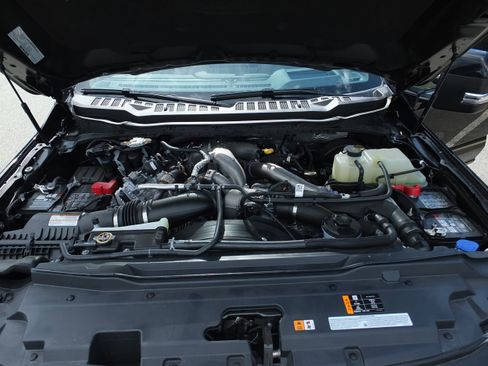 Used 2025 Ford F250 King Ranch image 13