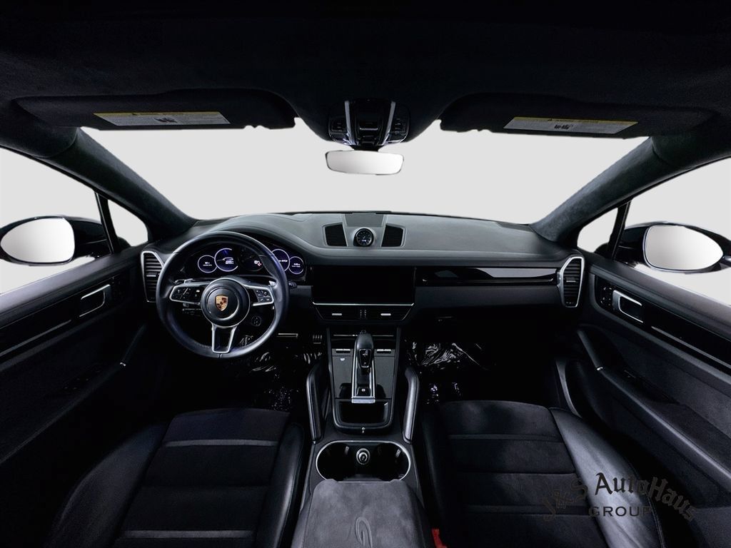 Used 2021 Porsche Cayenne GTS AWD/4WD image 29