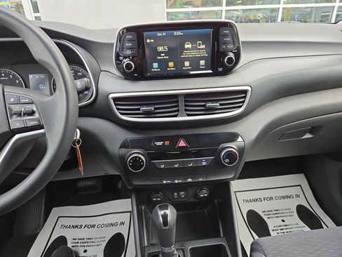 Used 2021 Hyundai Tucson SE image 22