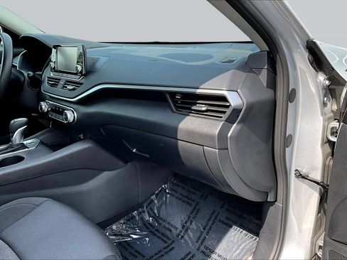 Certified 2023 Nissan Altima 2.5 S FWD image 29
