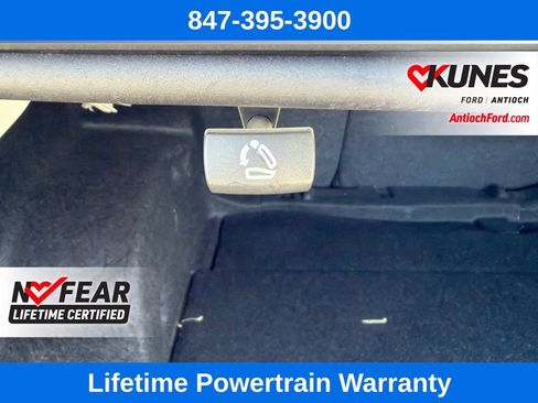 Used 2022 Chevrolet Malibu LT FWD image 35