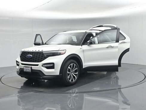 Used 2022 Ford Explorer ST-Line RWD image 37