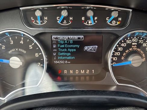 Used 2014 Ford F150 Lariat w/ Equipment Group 501A Mid image 27