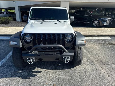 Used 2023 Jeep Wrangler Sport AWD/4WD image 4