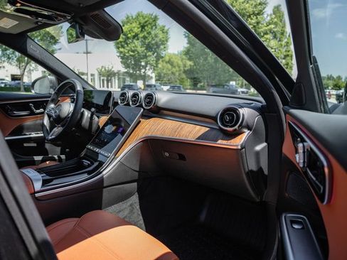 Certified 2025 Mercedes-Benz C 300 4MATIC Sedan image 26