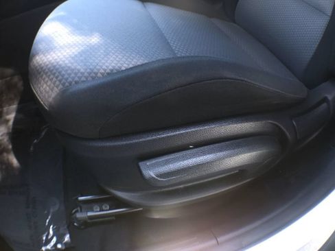 Used 2024 Kia Soul LX w/ Option Group 015 FWD image 13