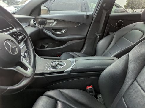 Used 2019 Mercedes-Benz C 300 Sedan image 9