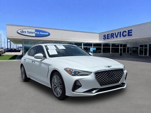 Used 2021 Genesis G70 2.0T RWD image 2