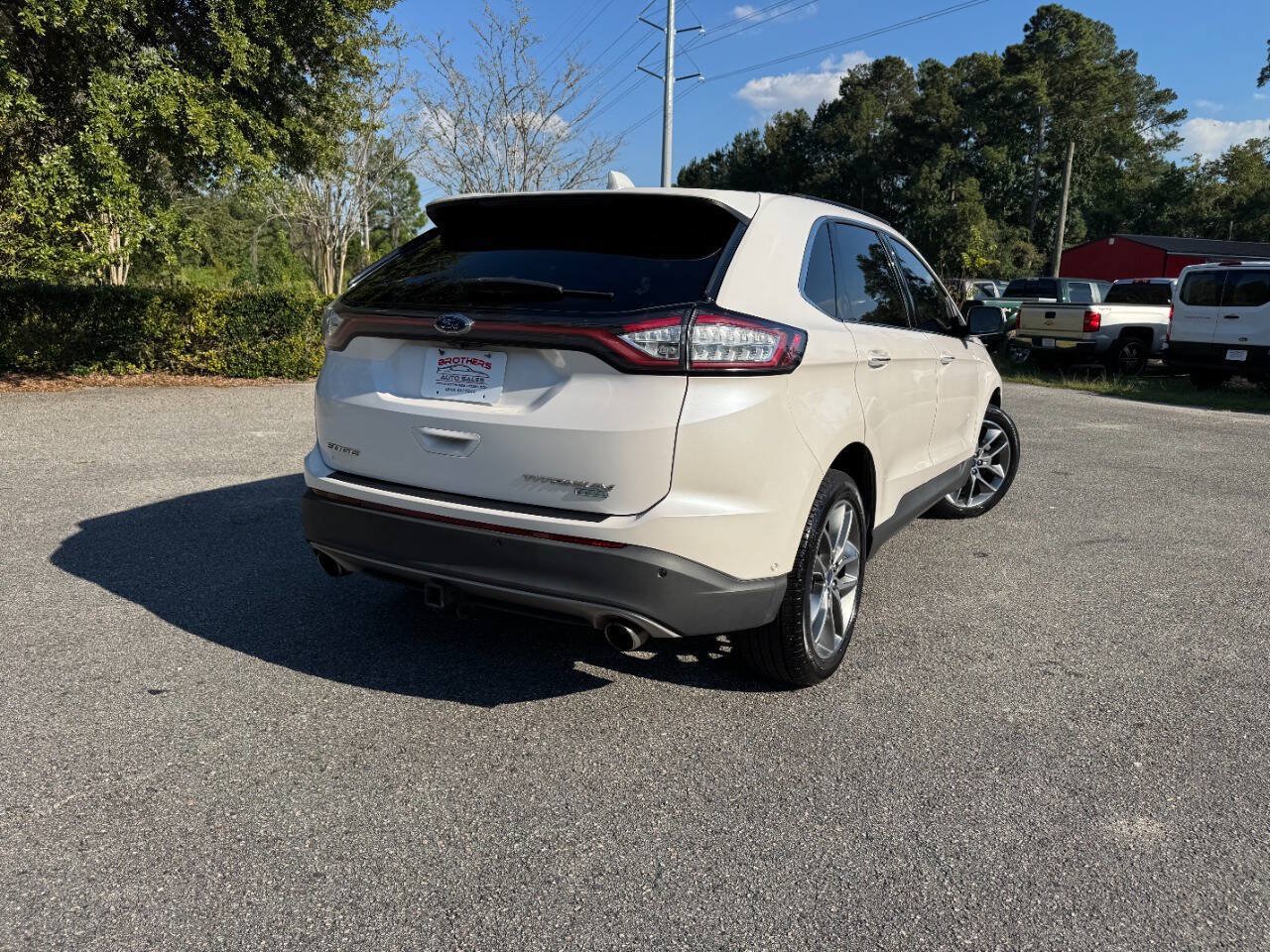 Used 2016 Ford Edge Titanium w/ Equipment Group 302A FWD image 34