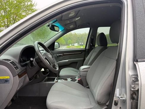 Used 2011 Hyundai Santa Fe GLS FWD image 7