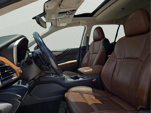 Used 2020 Subaru Outback Touring AWD/4WD image 14